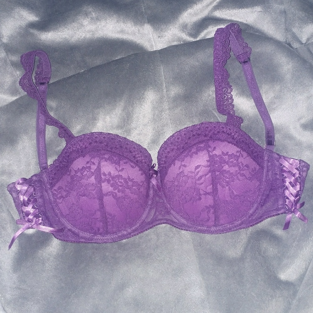 AdoreMe Bra size 32D